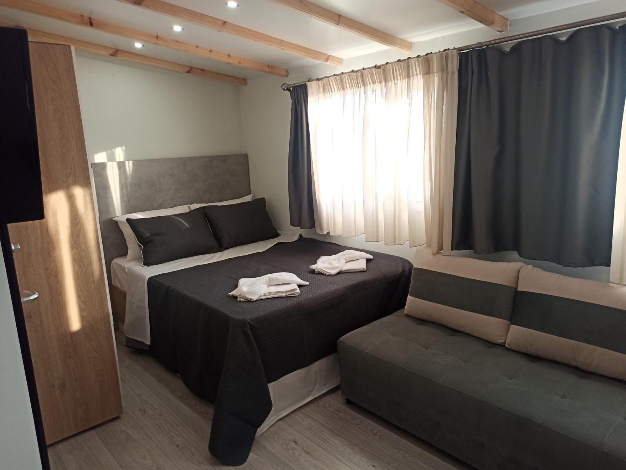 Axas Apartments Michaniona 외부 사진
