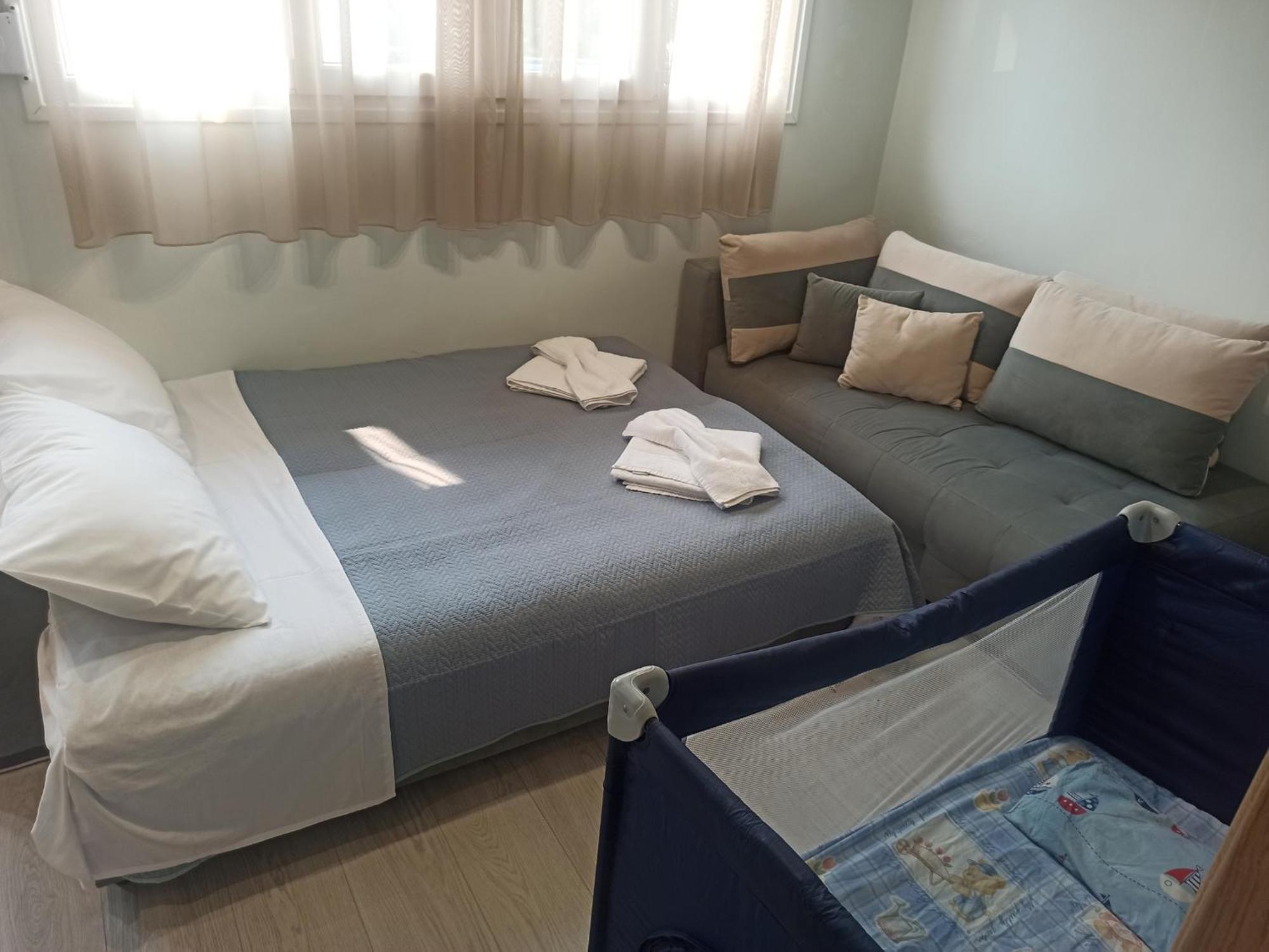 Axas Apartments Michaniona 외부 사진